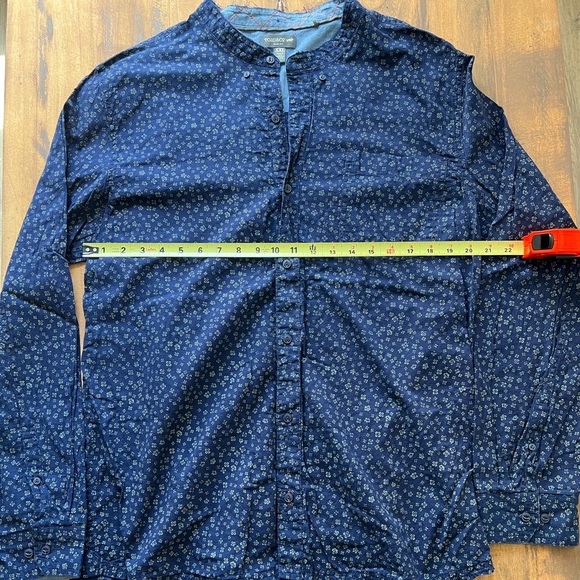 100% Organic Cotton Button Down Shirt - Picture 5 of 8